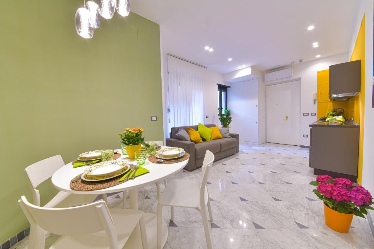Hotel Domus 42 à Naples Extérieur photo