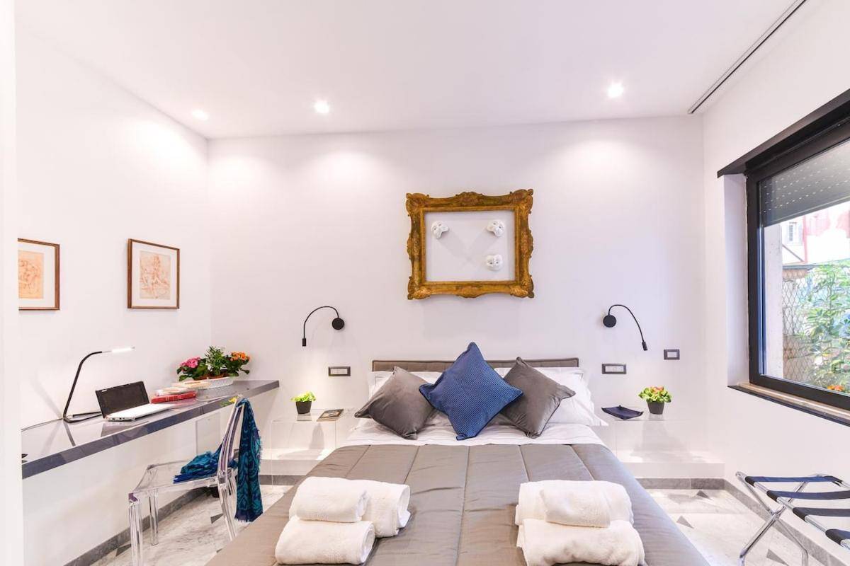 Hotel Domus 42 à Naples Extérieur photo