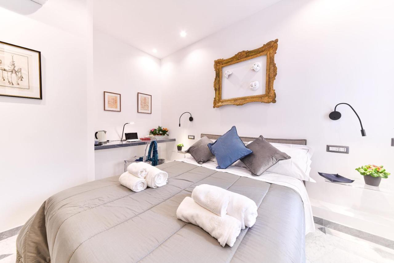 Hotel Domus 42 à Naples Extérieur photo